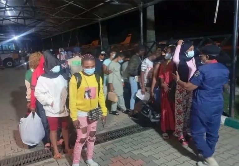 542 Nigerians stranded in UAE arrive back in the country following FG intervention