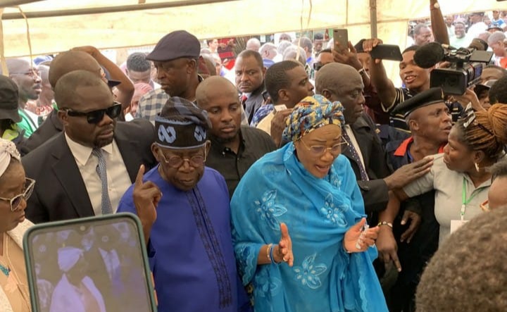 APC Presidential candidate, Bola Tinubu and wife cast their votes (photo/video)