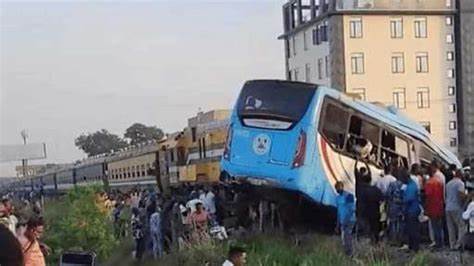 Update: Lagos staff bus driver accused of causing accident by not stopping for moving train