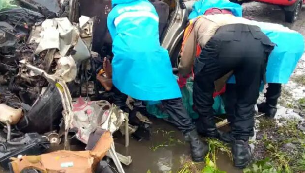 12 dead, 2 injured in road accident in Ebonyi