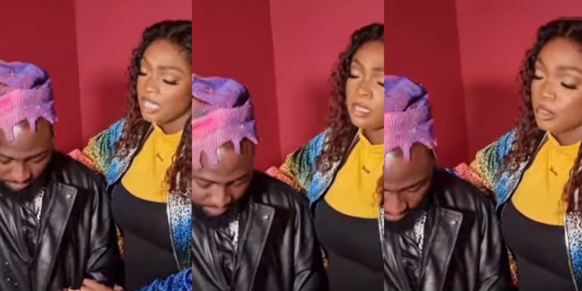 Heartwarming video of Davido’s sister, Sharon passionately praying for him at his London concert (Watch)