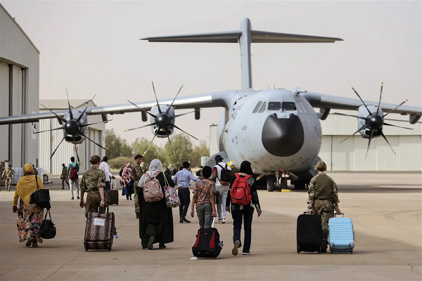 FG airlifts 2,371 stranded Nigerians from Sudan