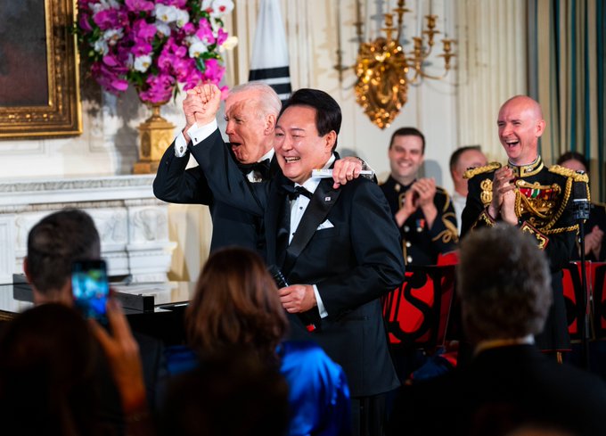 Trending video of South Korean president Yoon singing ‘American pie’ while president Biden cheered him during White House State dinner