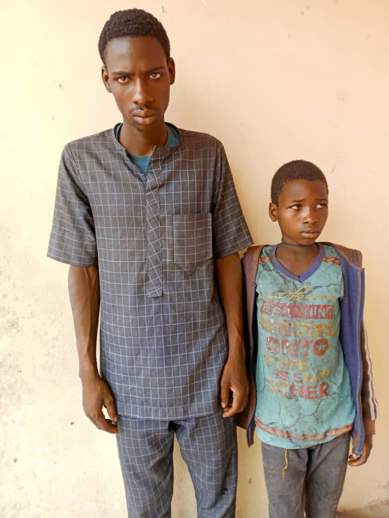Police and hunters kill kidnapper while collecting ransom, rescue two victims in Adamawa (Photo)