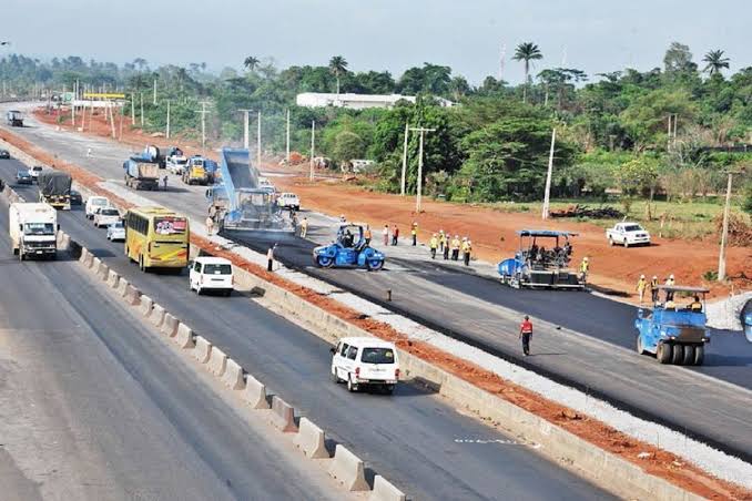 Heavy Rain and Traffic responsible for delay in completion of Lagos-Ibadan Expressway – FG