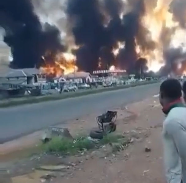 Many feared dead following a tanker explosion in Ondo State