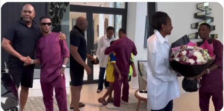 “Tony loves Wizzy” – Reactions as Wizkid visits Tony Elumelu, gifts his wife a bouquet of flowers
