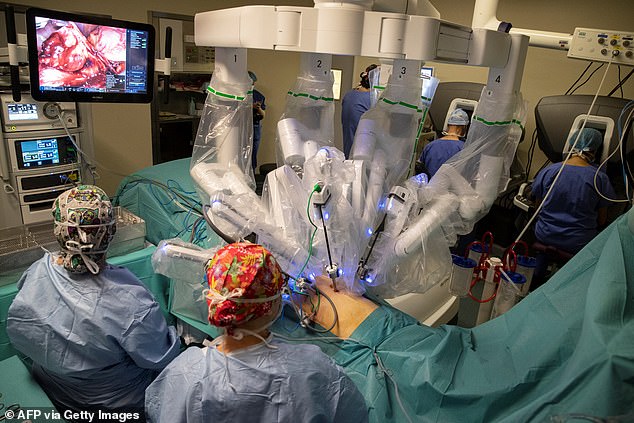 Woman dies after surgical Robot burned a hole in her intestine during colon cancer operation