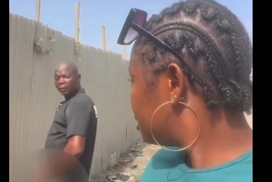 This is harassment – Social Media users lambasts lady for recording man urinating by the roadside (Video)