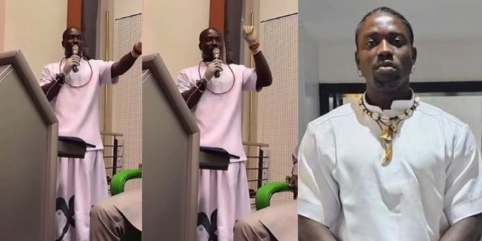 Video goes viral as VDM was stopped from speaking at House of Reps as he begins to critiscize Nigeria judiciary (Watch)